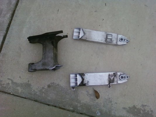 Honda swing arm.jpg