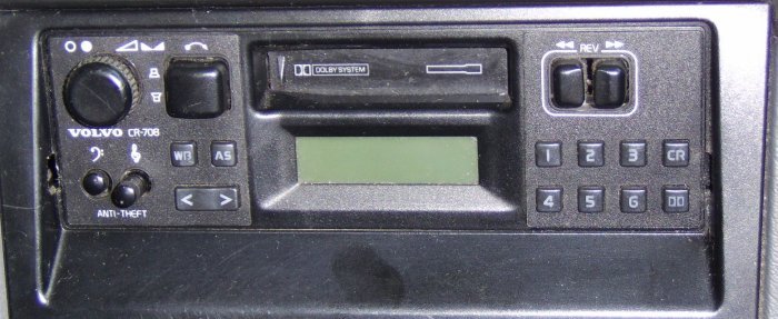 volvo radio.jpg