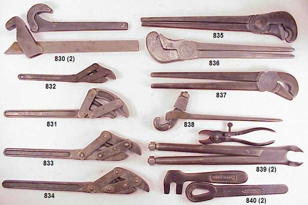 wrenches2.jpg