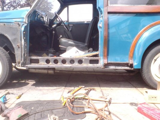 21 near side door pillar sills and foot rail plate replaced.jpg