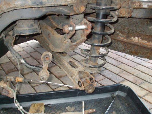 NS rear suspension.JPG