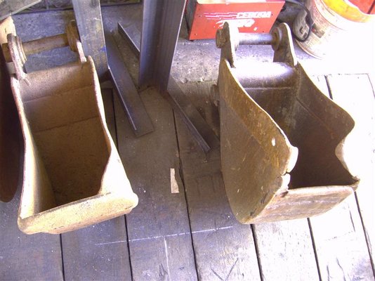 PICT0003 (Medium).JPG