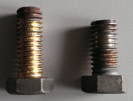 KHM36RL_Bolts.JPG