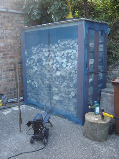 wood pile 002.JPG