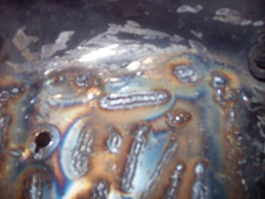 welding front pas inner wing under batery tray 013.jpg
