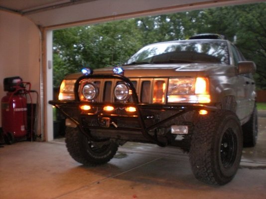 jeep fr 001.jpg
