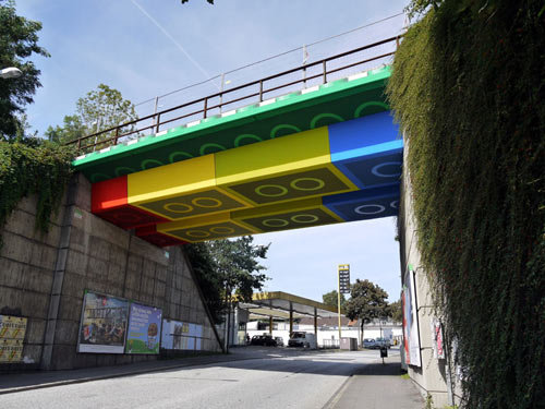 lego-bridge-street-art-megx-1.jpg